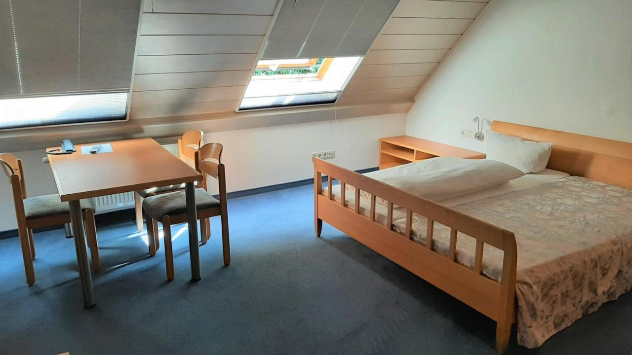 Landgasthof Schwarz Windsbach Exterior foto